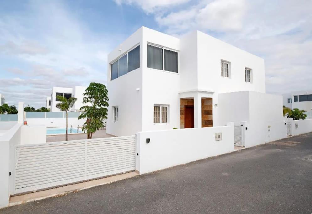 Villa Khaleesi En Lanzarote Арресифе Экстерьер фото